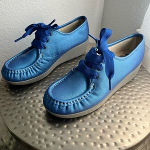 SAS bounce size 8 bluebird metallic moc wedge sneaker blue gray ribbon
